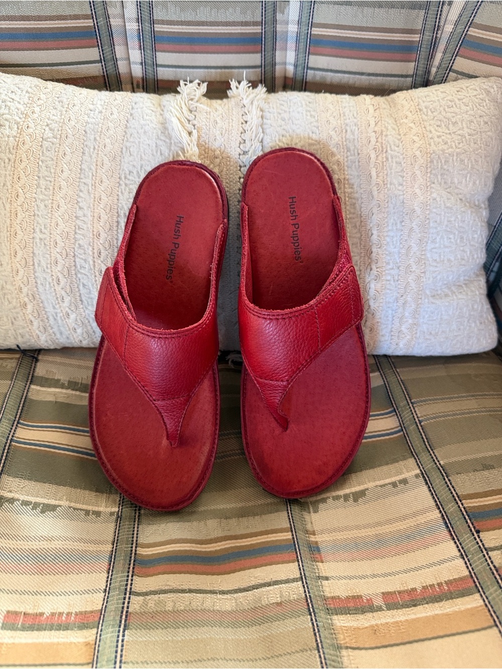 Hush Puppies Red Leather Pivot Thong Sandals